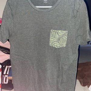 Old Navy Men’s T-Shirt